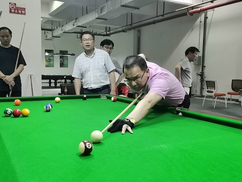 激烈比赛中